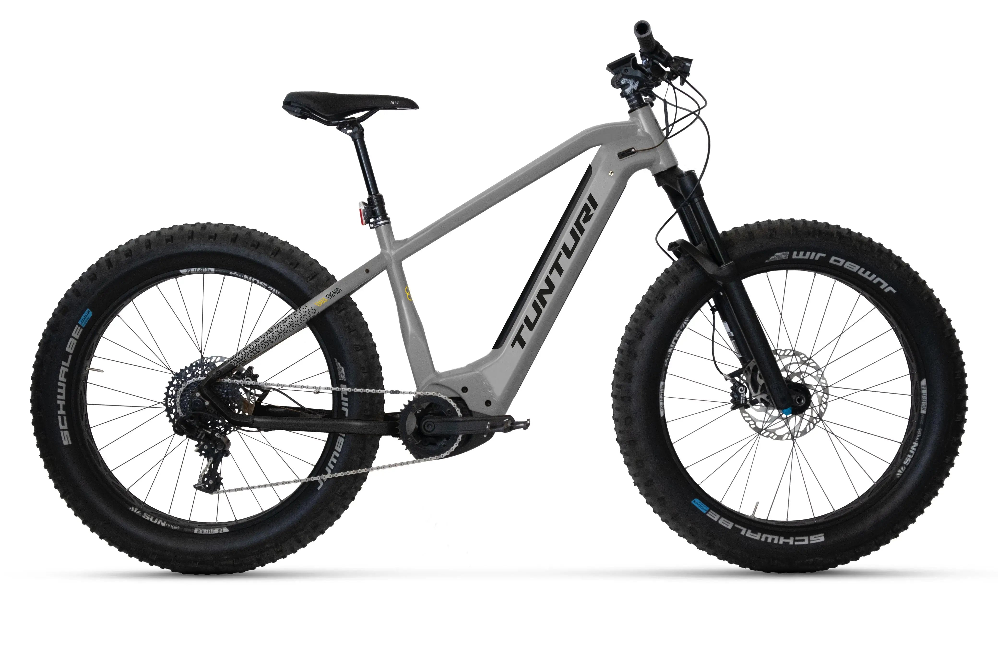 Tunturi harmaa fatbike valkoisella taustalla