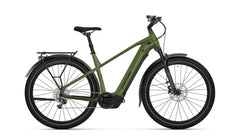 Vihreä tunturin miesten sähköpyörä valkoisella taustalla